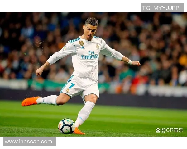 超清足球明星女生壁纸精选展现运动魅力与青春活力