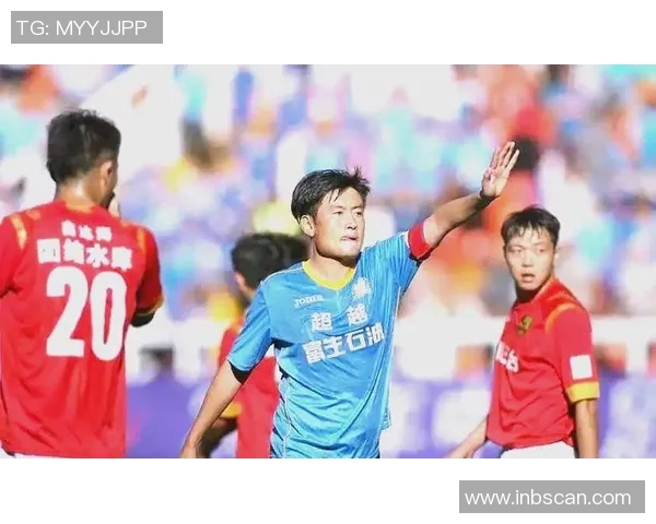 重庆世界足球明星元老汇聚盛典展现足球魅力与传奇风采